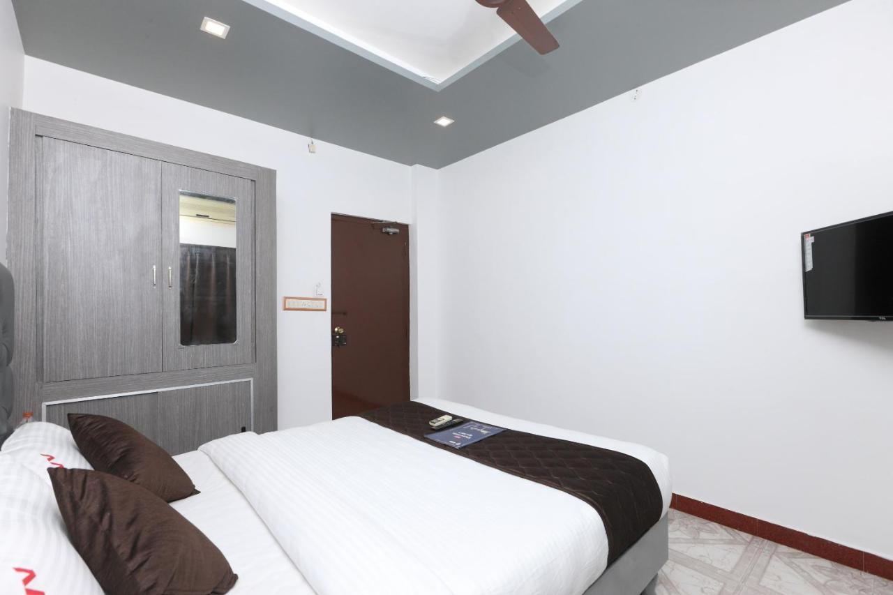 Oyo 11736 Venkateswara Vilasam Pondicherry Ngoại thất bức ảnh